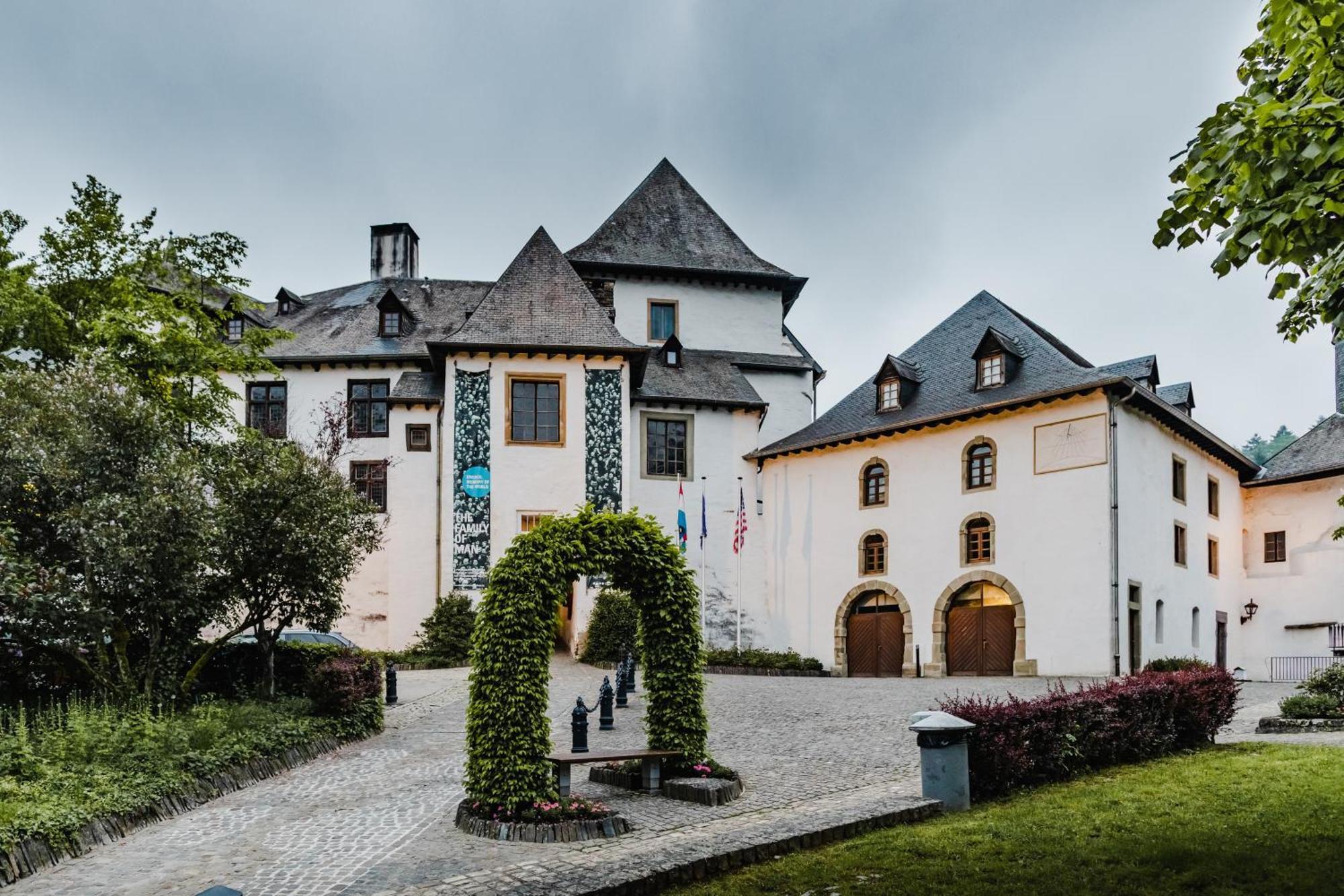 Koener Hotel&Spa Clervaux Buitenkant foto